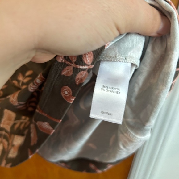 NWT J. JILL 3/4 SLEEVE FLORAL DRESS - Picture 4 of 4